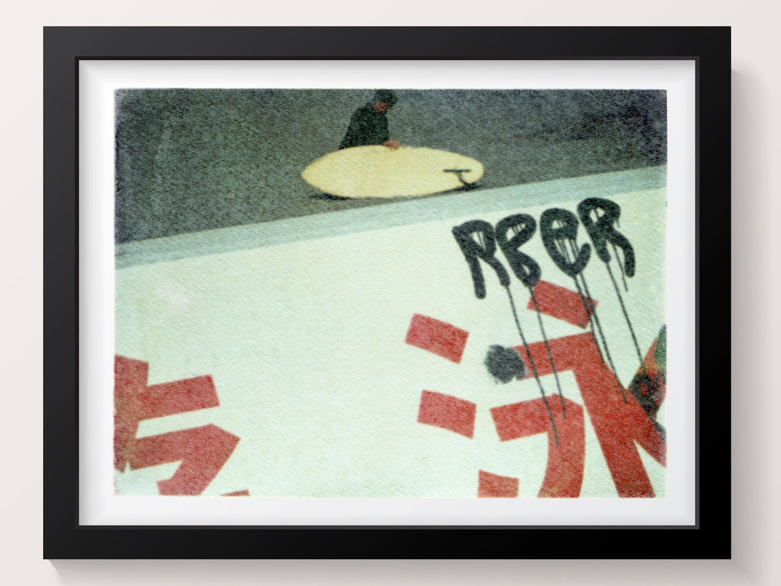 Blue awaits yellow - She Hit Pause