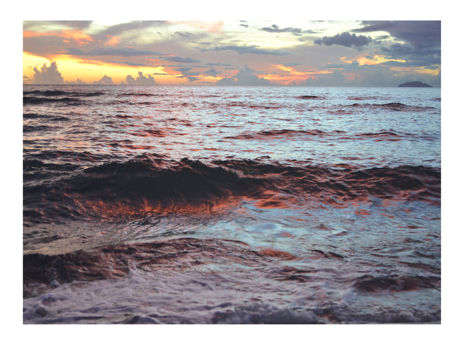 The Flavors Of Sky And Water - She Hit Pause