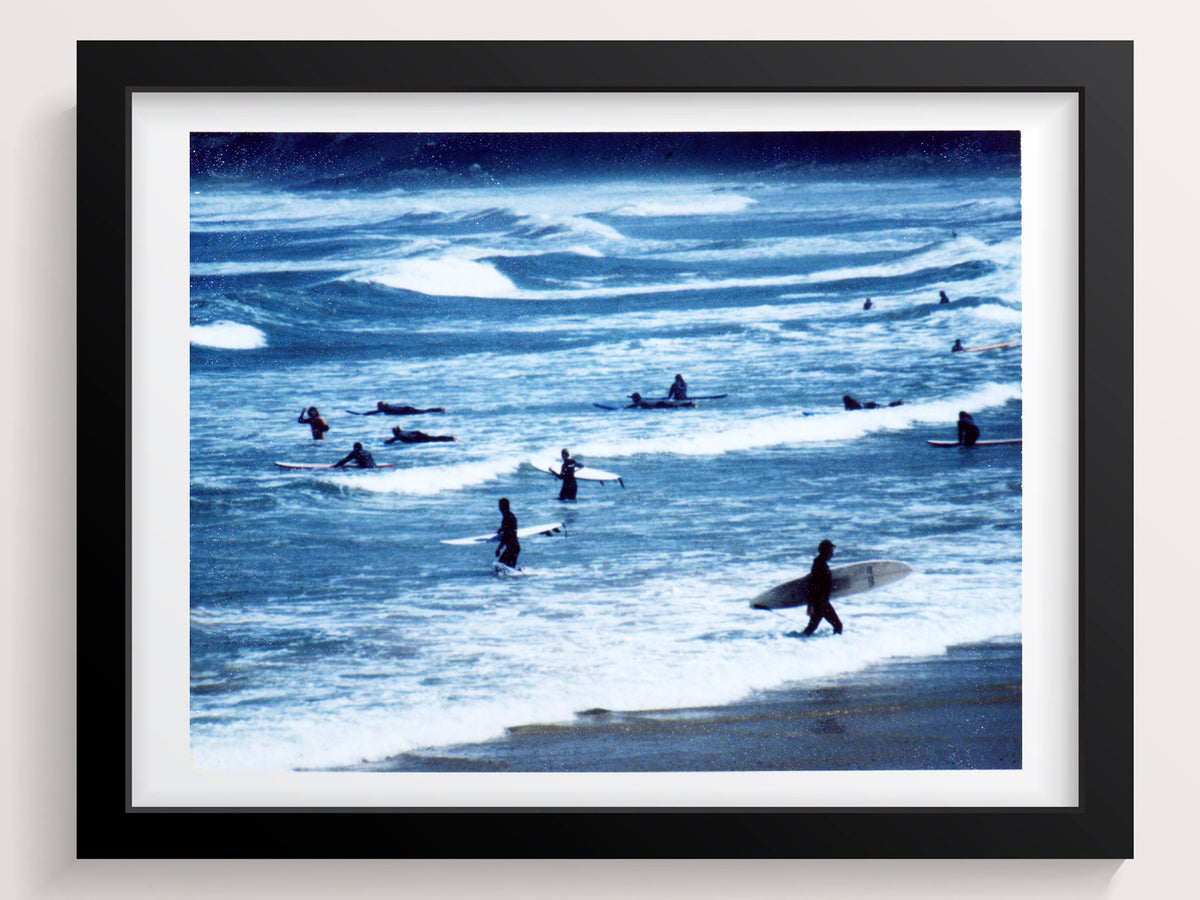 A Blue, Deep Enough For Your Eyes To Swim - She Hit Pause