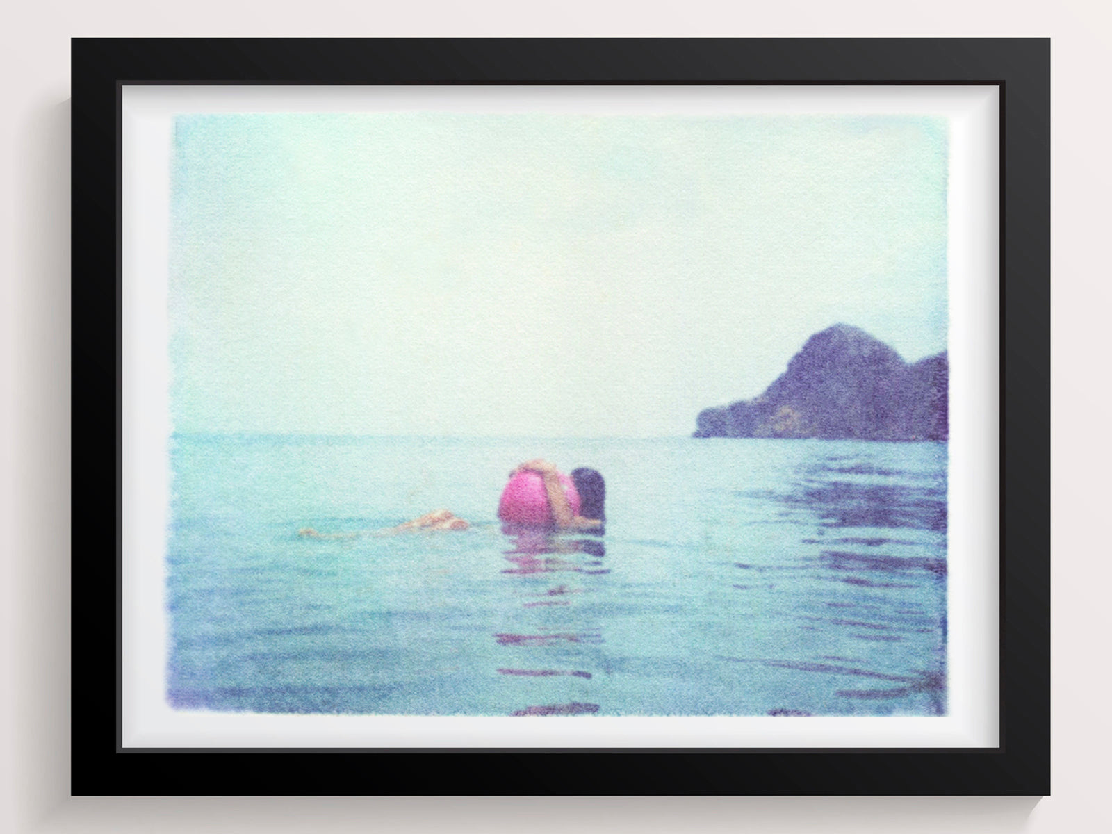 An escape into softness - She Hit Pause