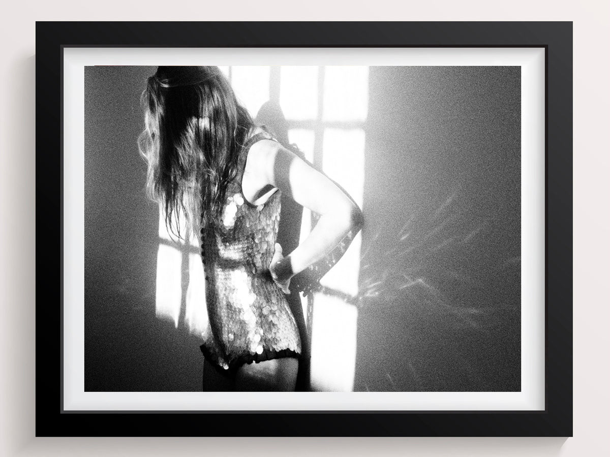 Disco Lights - She Hit Pause