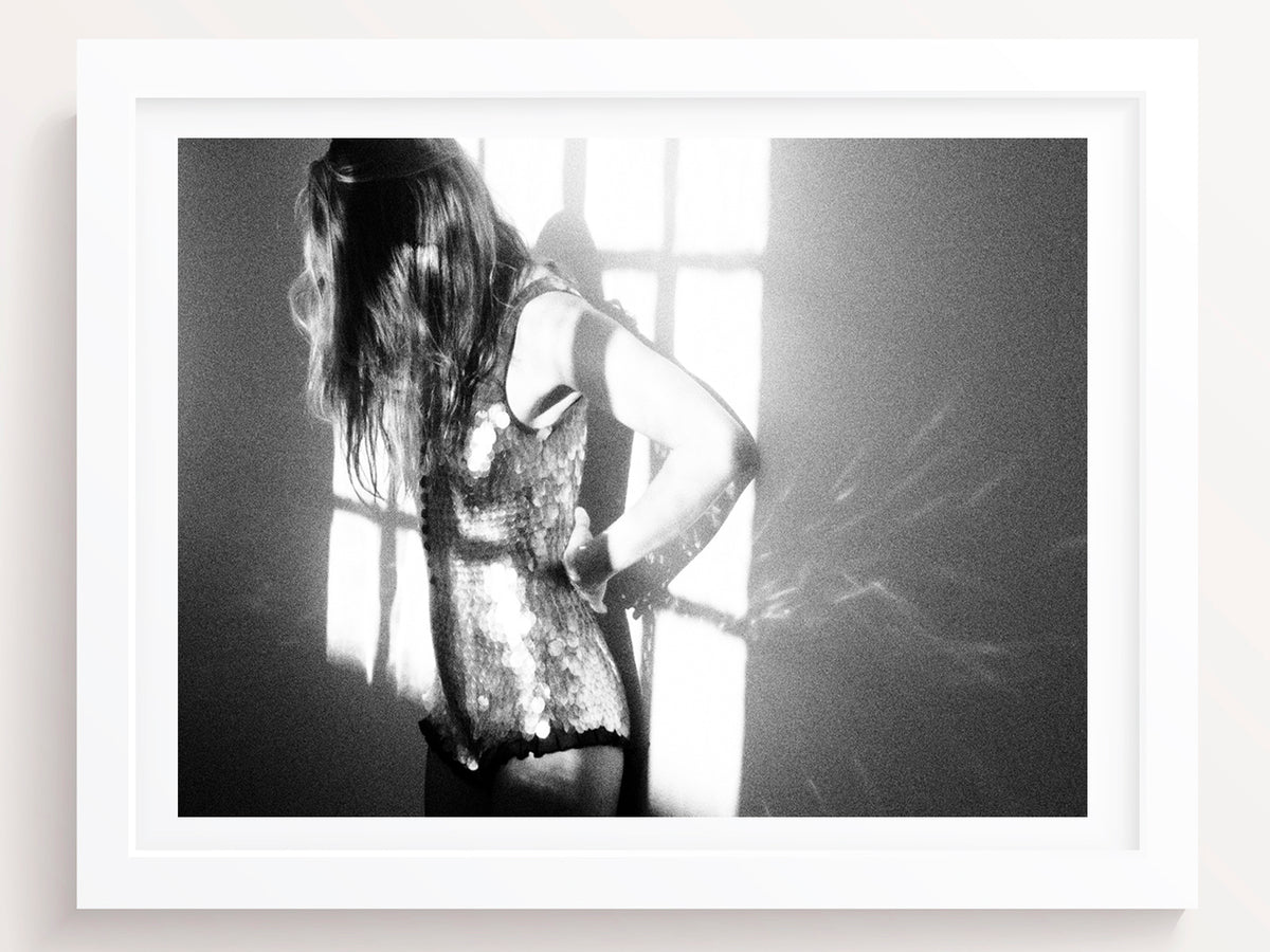 Disco Lights - She Hit Pause