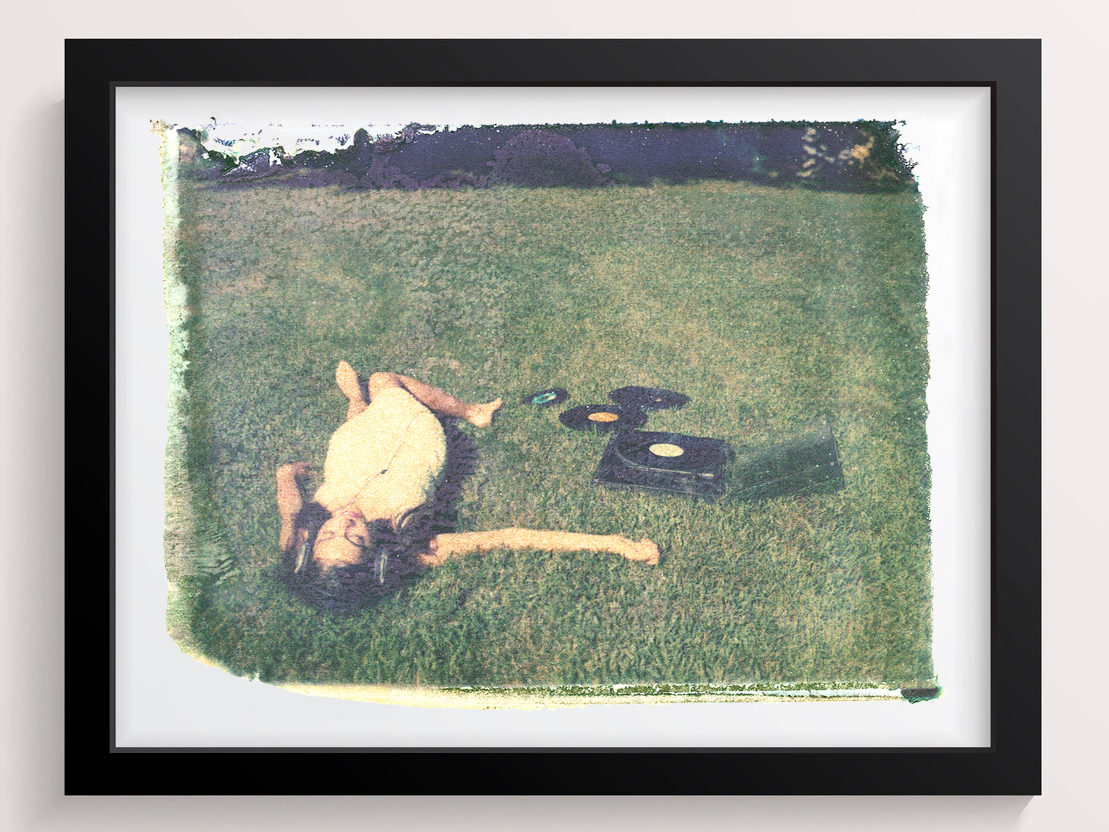 Records In Field - She Hit Pause