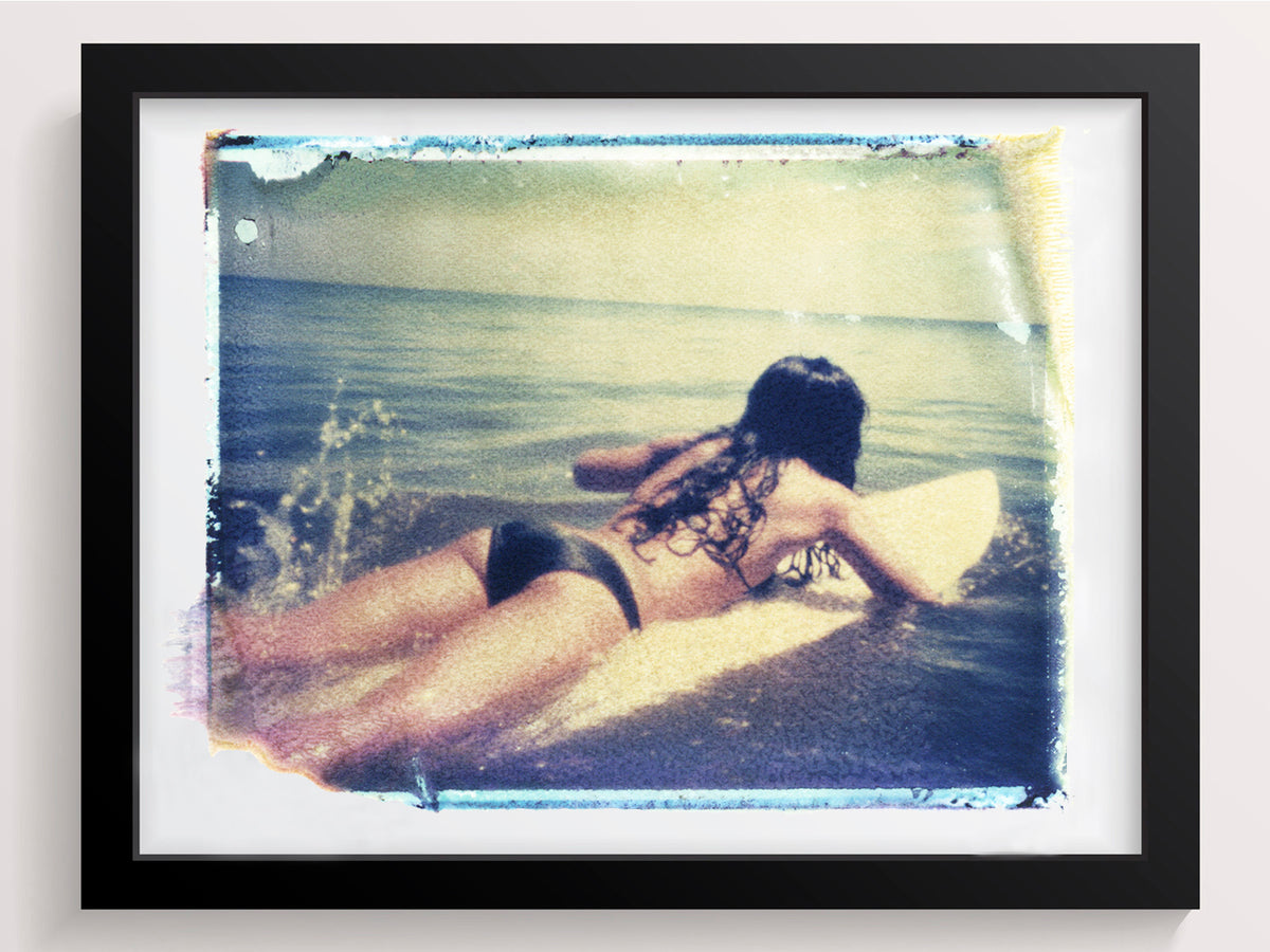 Surfer Girl - She Hit Pause