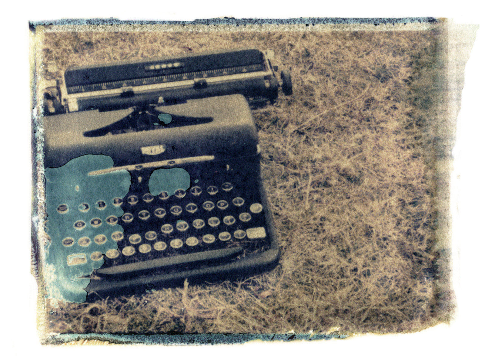 Typewriter - She Hit Pause